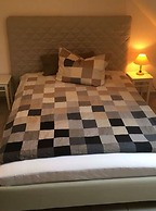 Island Nest Modern Retreat