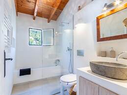 Belvilla by OYO Ca la Vida