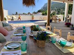 Belvilla by OYO Ca la Vida