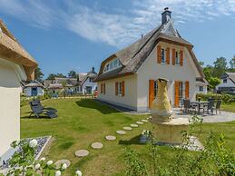 Adlerhorst Modern Retreat