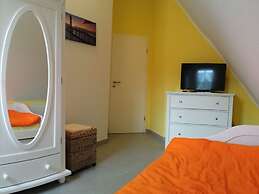 Adlerhorst Modern Retreat