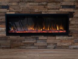 Wellness Bungalow With Whirlpool and Sauna