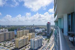 Luxury Beachfront Condo with Ocean View