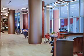 Luxury Beachfront Condo with Ocean View