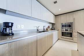 Luxury Beachfront Condo with Ocean View