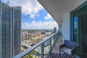 Luxury Beachfront Condo with Ocean View