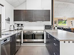 18 Person Holiday Home in Bogense