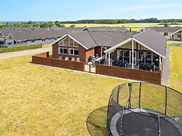 18 Person Holiday Home in Bogense