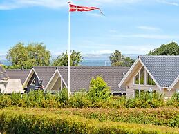 18 Person Holiday Home in Bogense