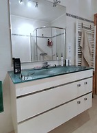 Villa Fiorida Comfortable Holiday Residence