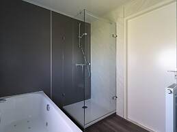 Nice Holiday Home With Bubble Bath