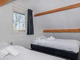 Holiday Home With Three Bedrooms, in Zeeland