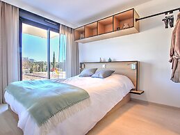 Nice Apartment on the Cote D'azur