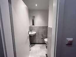 Small Boulder Comfortable Vacation Home