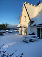 Small Boulder Comfortable Vacation Home