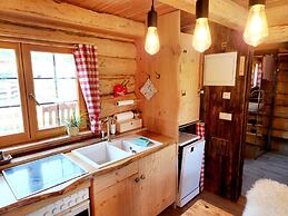 Nice Chalet in Klagenfurt With hot tub