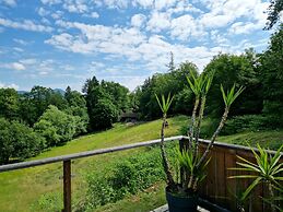 Nice Chalet in Klagenfurt With hot tub