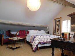Holiday Home in St Cirgues de Malbert With Pool
