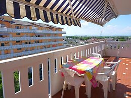 Nice Apartment by the Seabeach