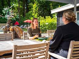 Beautiful Holiday Home With Terrace on the Veluwe