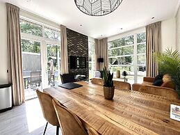 Beautiful Holiday Home With Terrace on the Veluwe