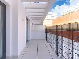 Nice Apartment With Private Garden, Pool