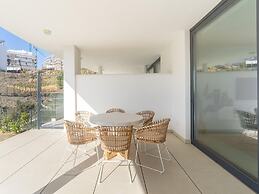 Nice Apartment With Private Garden, Pool