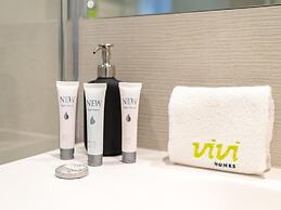 Nice Apartment With Private Garden, Pool