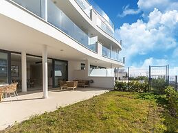 Nice Apartment With Private Garden, Pool