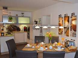 Siam Comfortable Holiday Residence