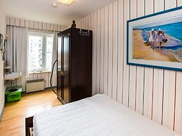 Attractive Apartment on 6th Floor