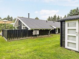 7 Person Holiday Home in Jerup