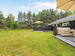 7 Person Holiday Home in Jerup