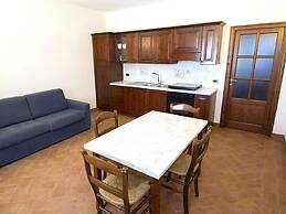 Spacious Apartment With Shared Pool