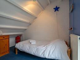 Attractive Holiday Home With Shared Pool