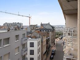 Sunny Apartment With Sea-views