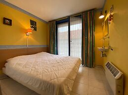 Apartment in Nieuwpoort With a Central Location