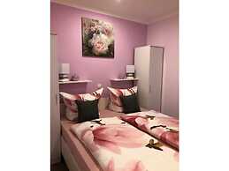 Romantic Apartment Near Seabeach