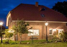 Holiday Home Frog Prince