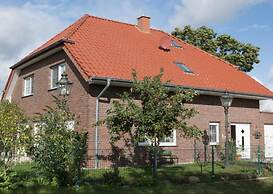 Holiday Home Frog Prince