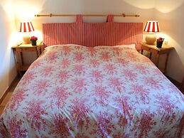 Exclusive Apartment With Panoramic Views