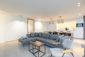 Luxurious Apartment With Stunning sea View