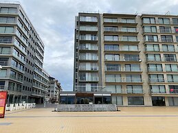 Apartment in Nieuwpoort With sea View