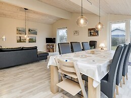 6 Person Holiday Home in Stubbekobing