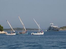 Apartments Paula - One Bedroom Apartment With Terrace 1