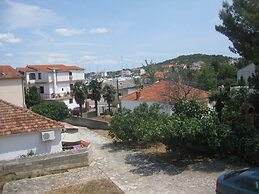 Apartments Paula - One Bedroom Apartment With Terrace 1