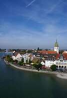 Santis Comfortable Holiday Residence