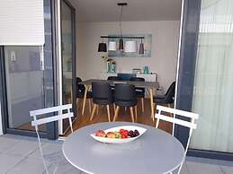 Santis Comfortable Holiday Residence