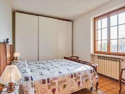 Spacious Holiday Home in Marciaga With Garden