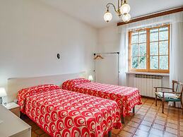 Spacious Holiday Home in Marciaga With Garden